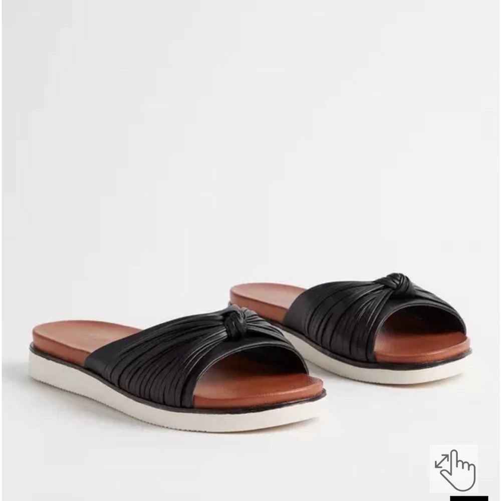 Torrid Black Twist Knot Slide Size 12WW